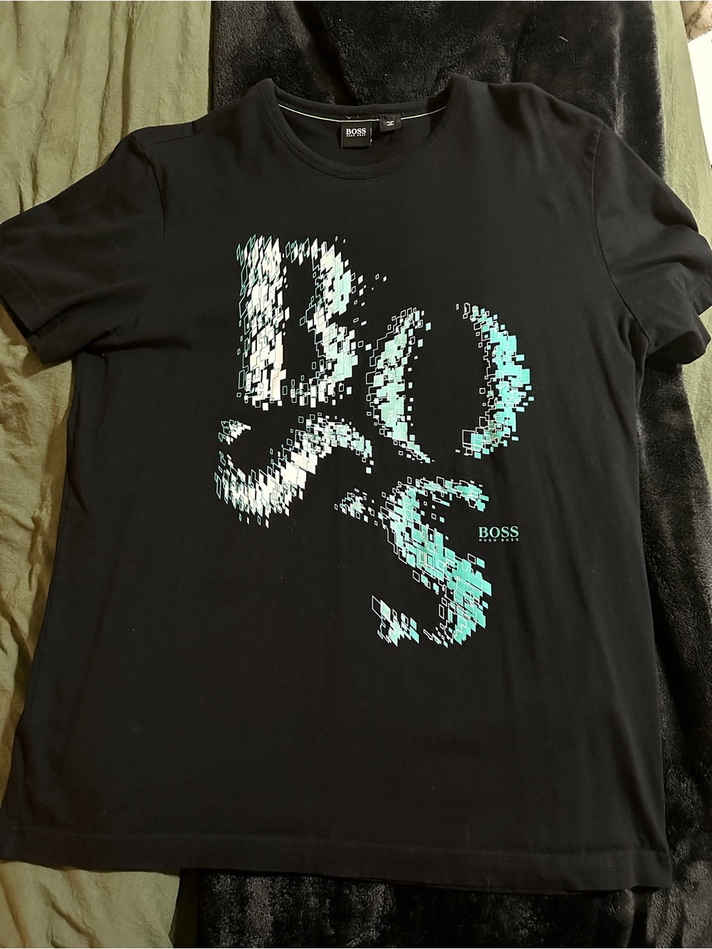 BOSS Hugo Boss Black Graphic Logo T-Shirt Pixel Print Men’s XL